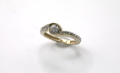 Cubic Zirconia Cluster Ring