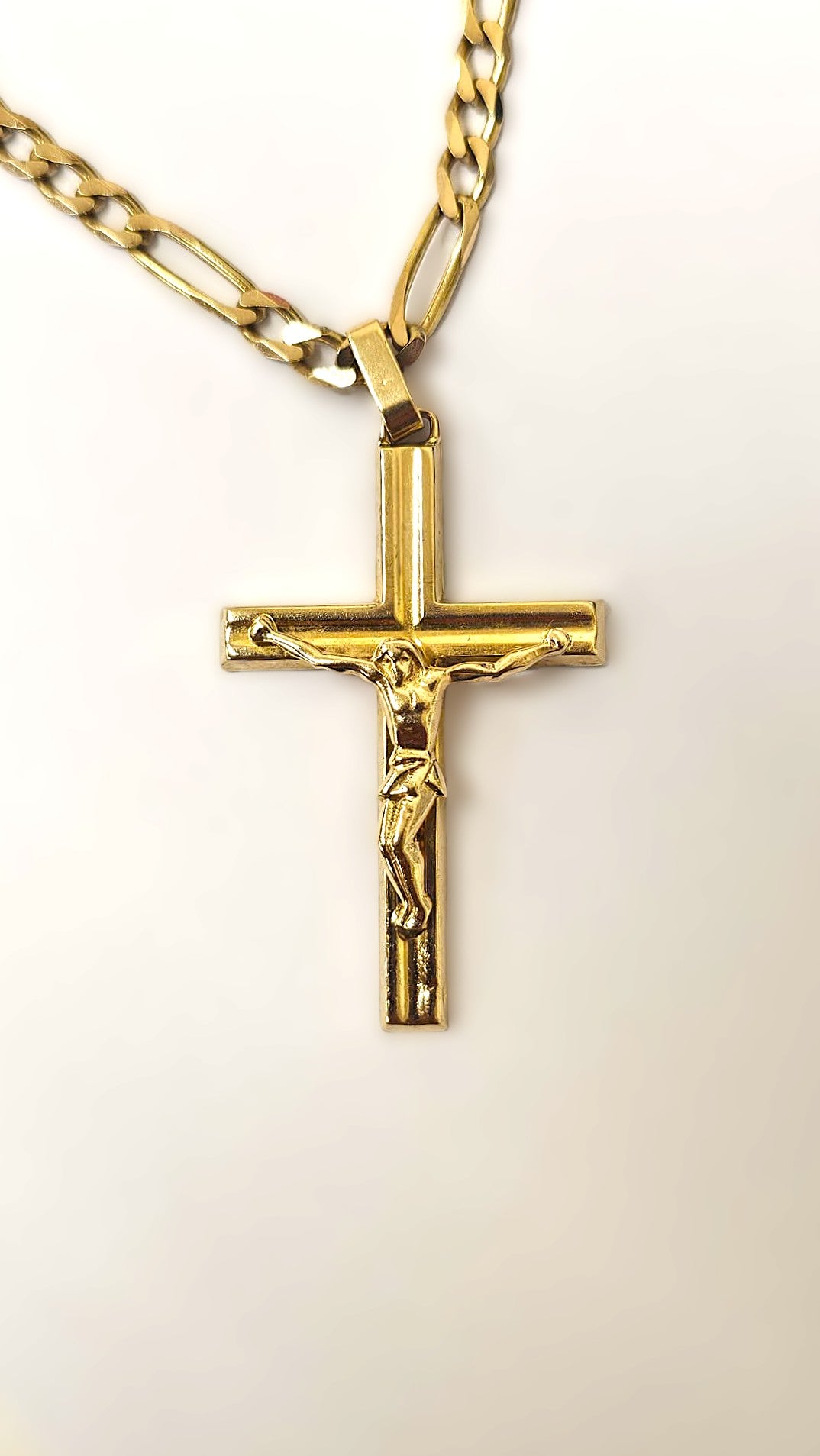 Crucifix Pendant With Figaro Chain