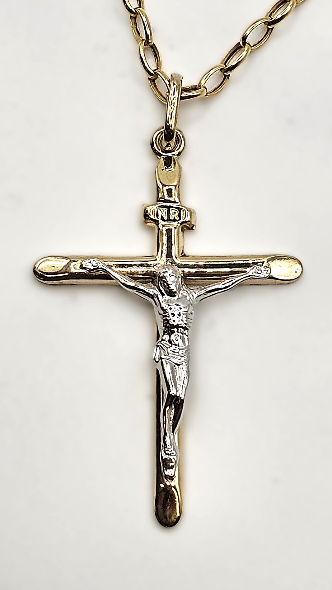 Crucifix Pendant with Belcher Chain