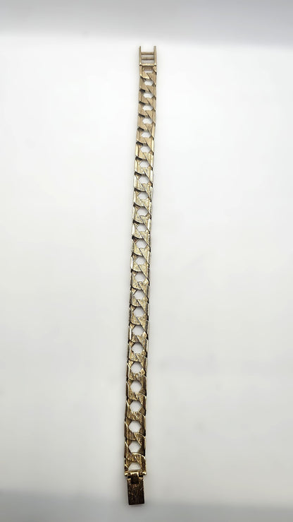 Curb Bracelet - 9ct Gold