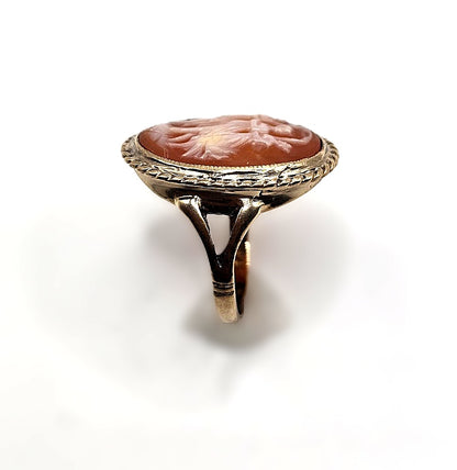 Three Graces Carved Shell Cameo Ring - 9ct Gold - Size J 1/2