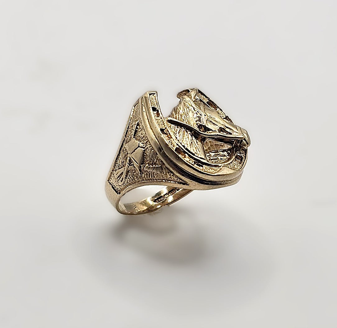 Horseshoe Ring - 9ct Gold - Size S