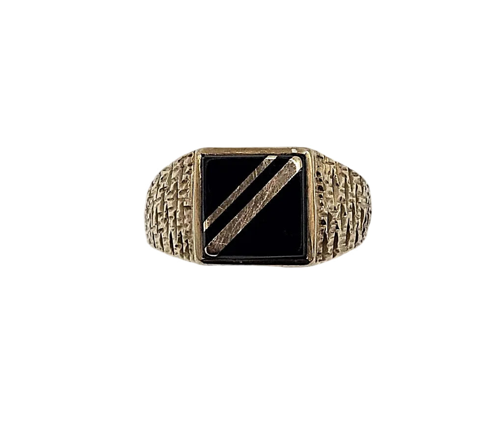Signet - 9ct Gold Ring - Size W